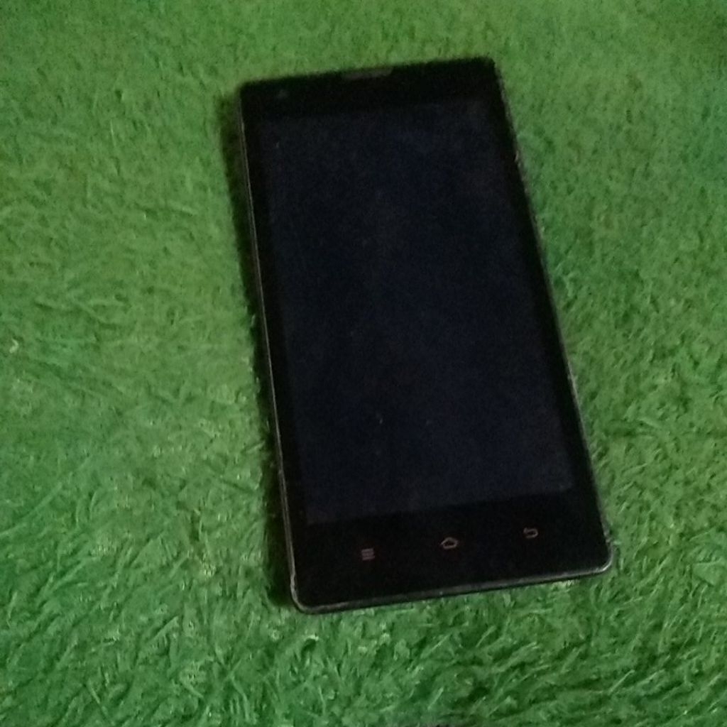 lcd + frame redmi 2 ory copotan masih bagus