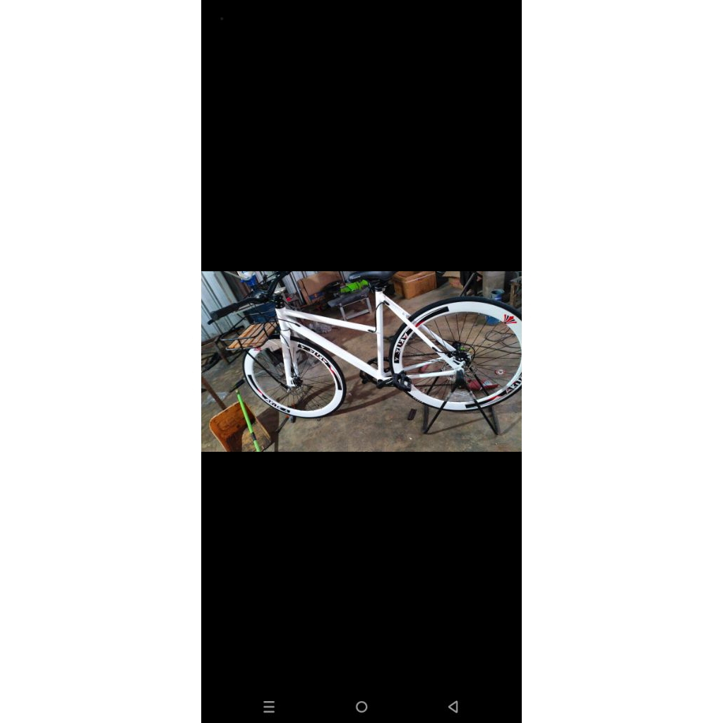 frame + fork tsunami lady