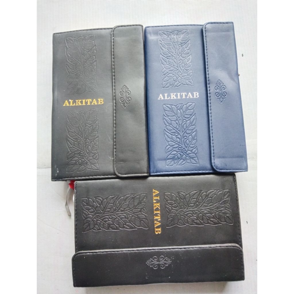 Buku Agama Kristen ALKITAB Terjemahan Baru Perjanjian Lama Dan Perjanjian Baru 2008