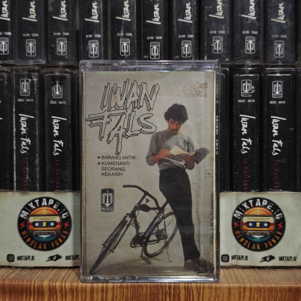 Kaset - Iwan Fals - Barang Antik (Rilisan Awal) - Radio Tape - Kaset Pita - Radio - Pemutar Kaset - 