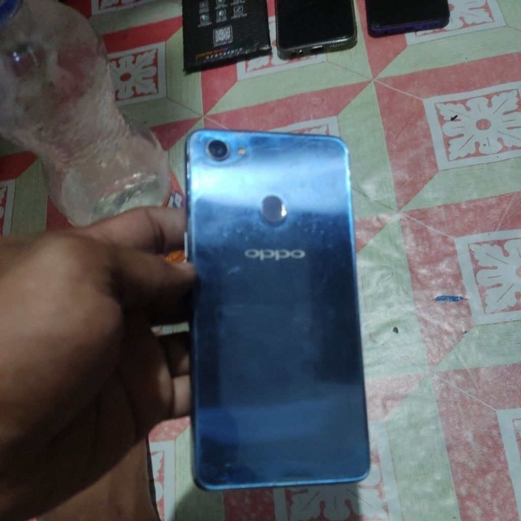 HP bekas murah minus siap pakai , Oppo F7 ram 4gb