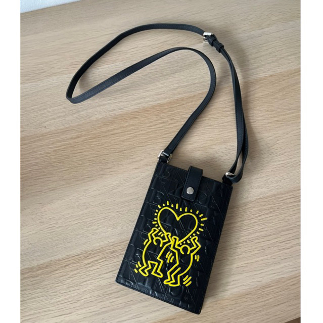 Original Tas Selempang HP Bonia X Keith Haring Hitam (Preloved)