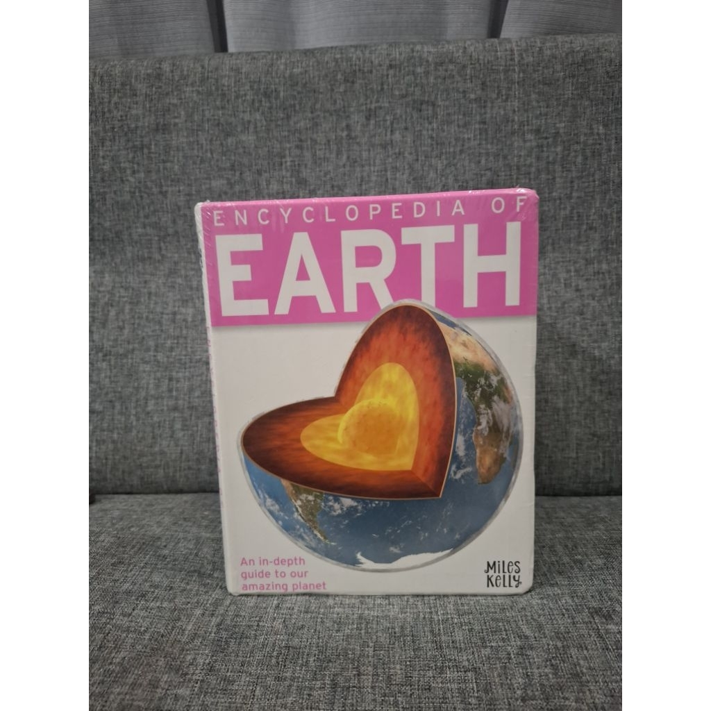 Encyclopedia Of Earth - Miles Kelly - Segel Original