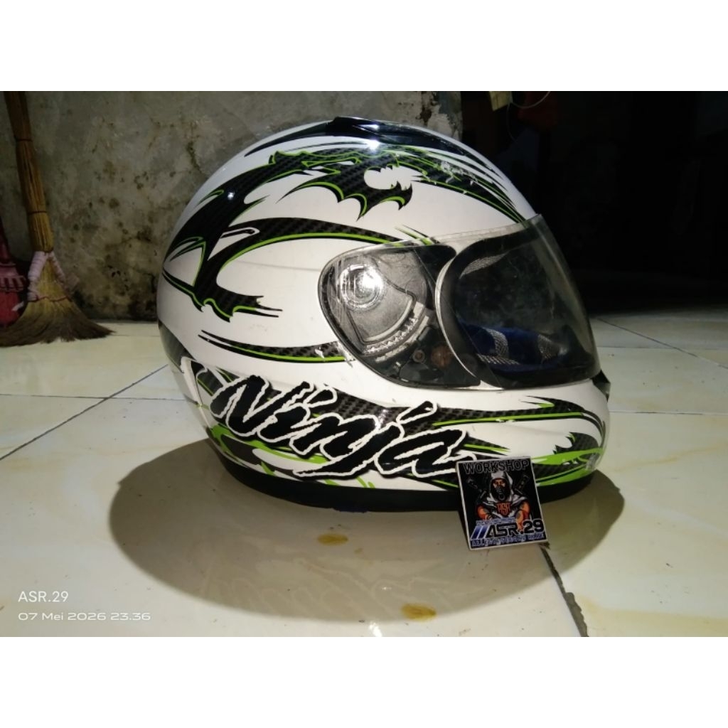 HELEM/HELM KAWASAKI NINJA RR NEW WARNA PUTIH ORIGINAL SECOND