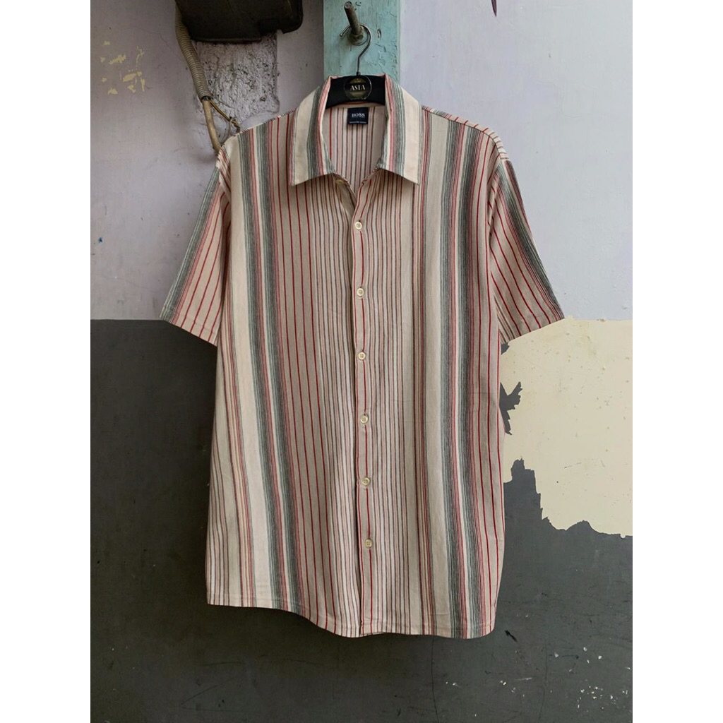 kemeja lengan pendek H.Boss stripe preloved