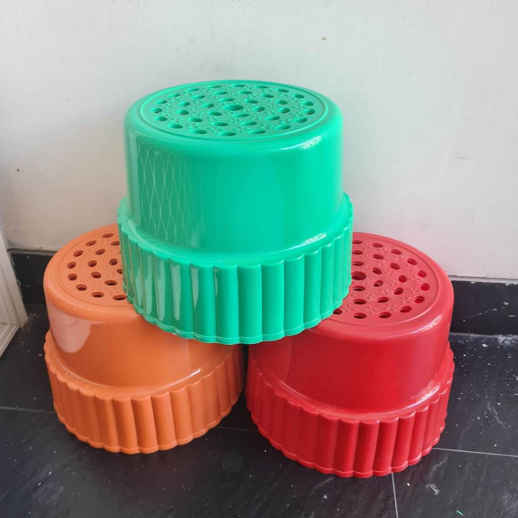 Kursi Plastik Bulat