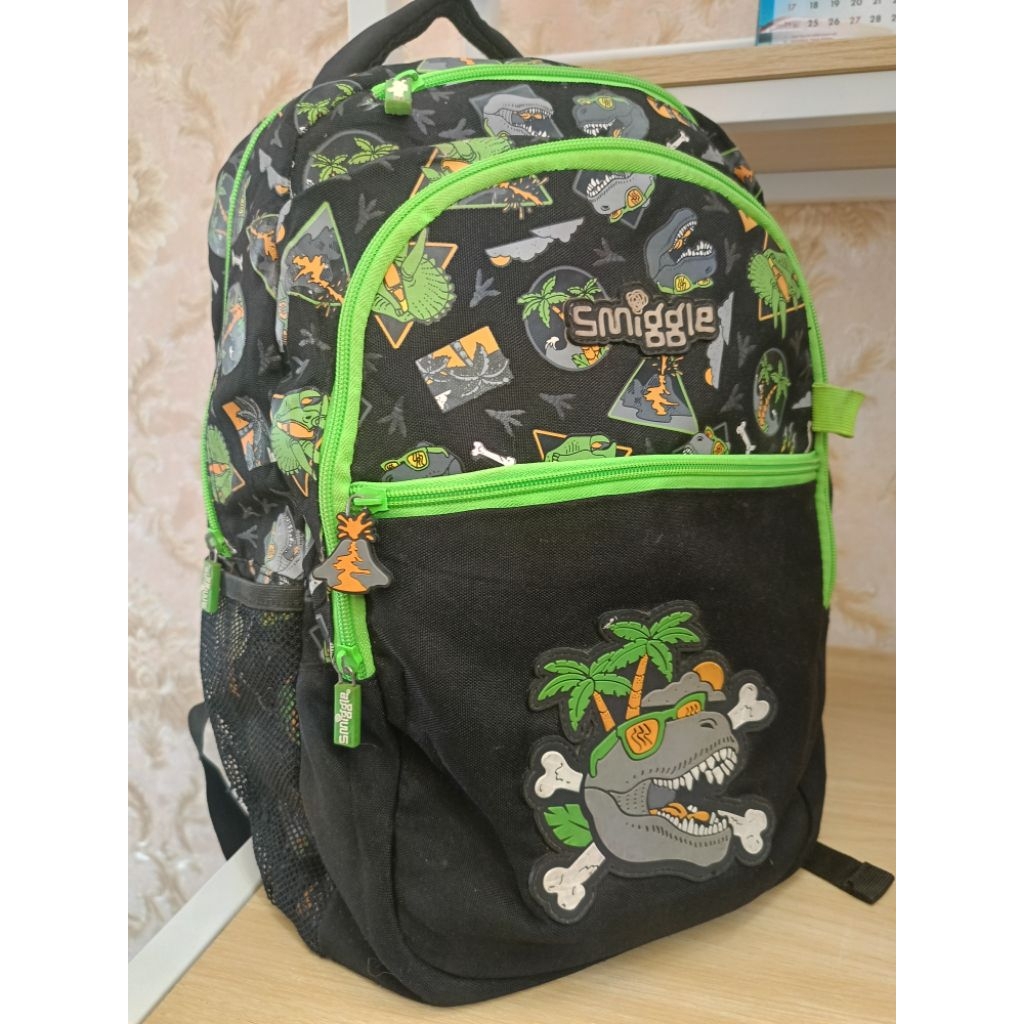 Preloved Backpack Dino Smiggle