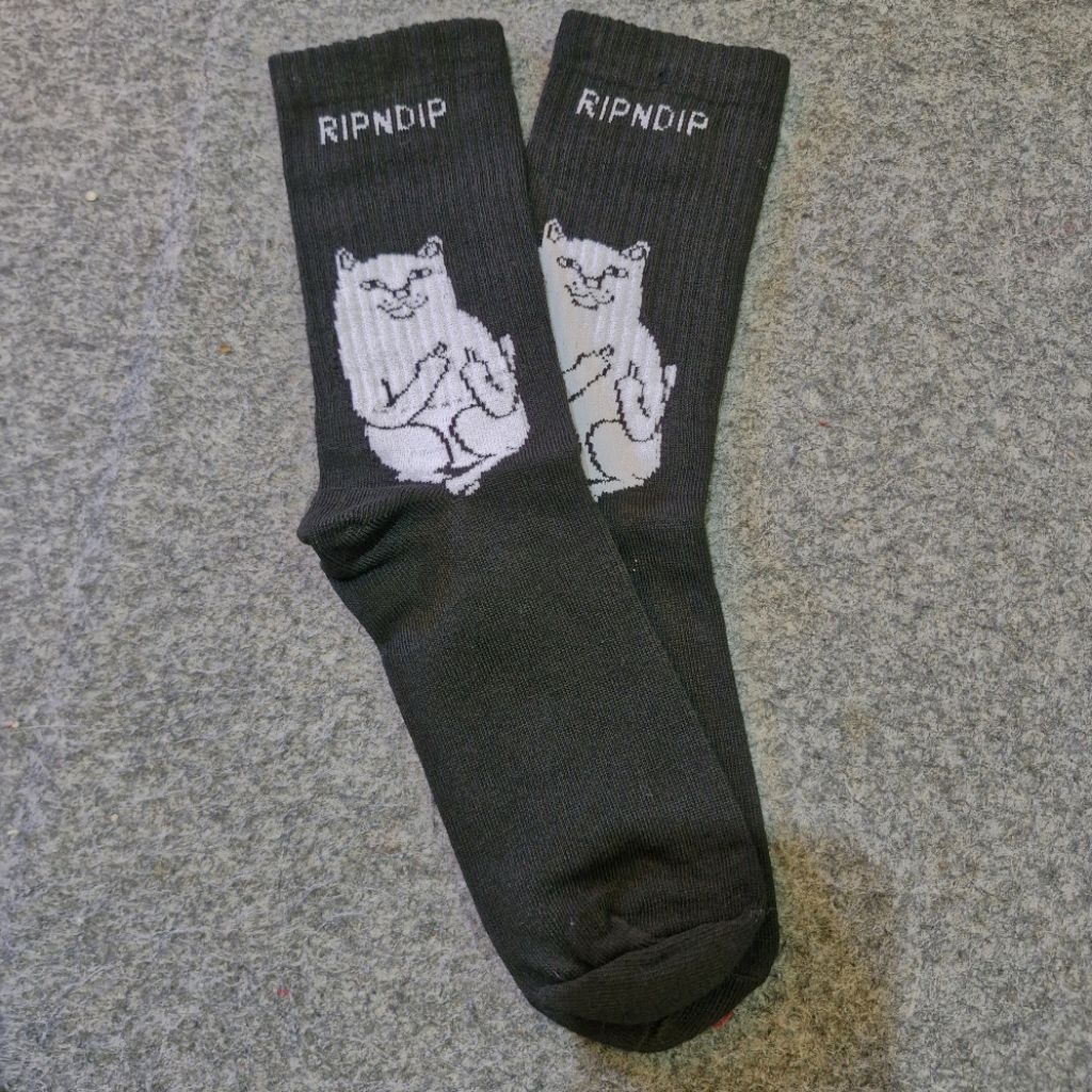 KAOS KAKI RIPNDIP / RIP N DIP SOCK / SKATESOCK / KAOS KAKI PANJANG