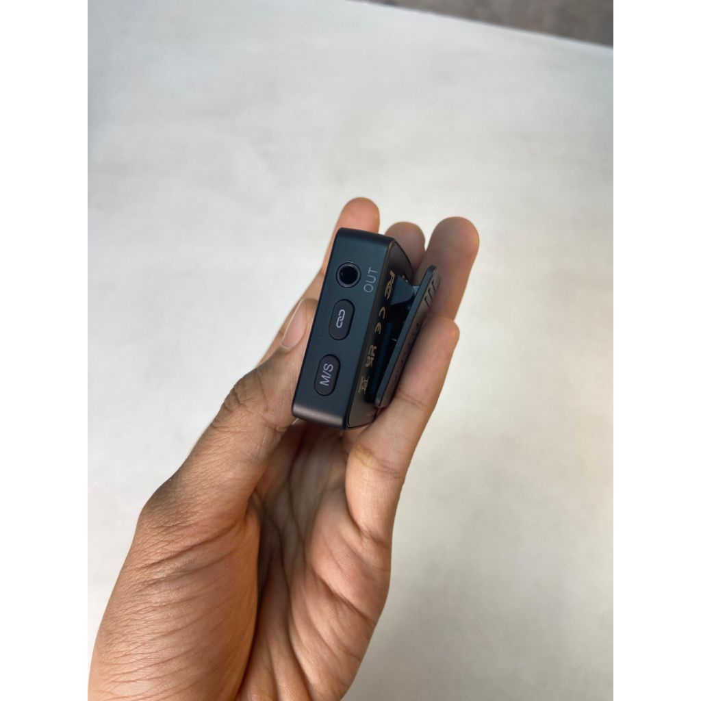Fifine M9 wireless Microphone