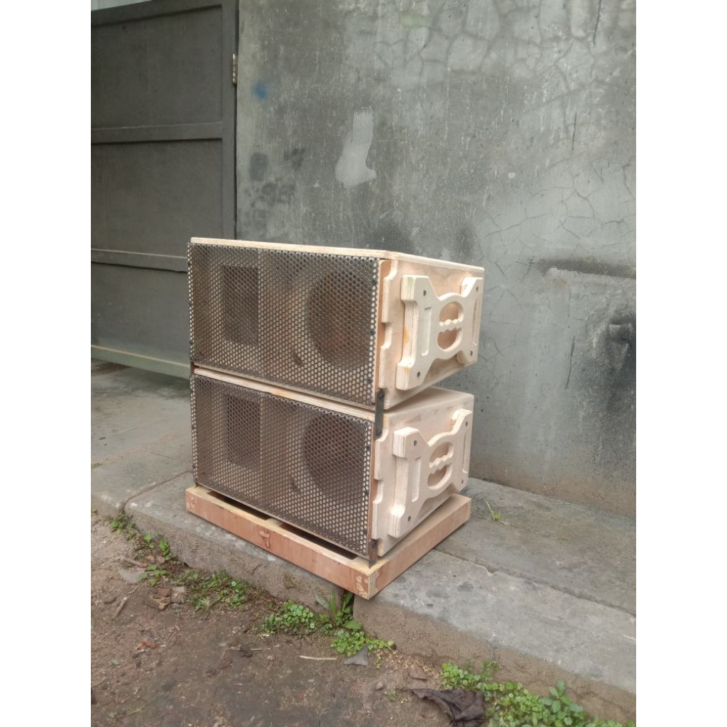BOX LINE ARRAY 8 IN BAHAN TRIPLEK TEBAL 12 MILI