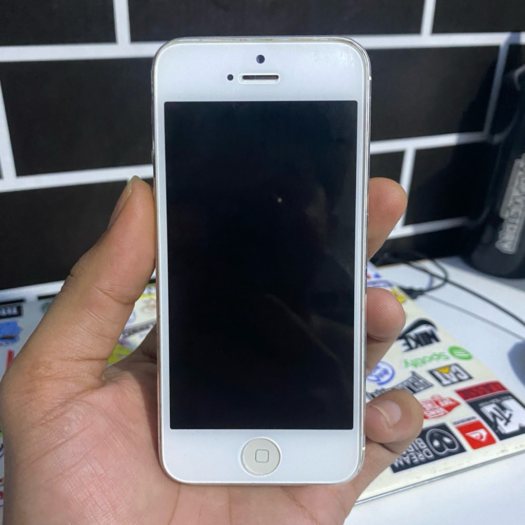 iPhone 5 Mati (Deskripsi)