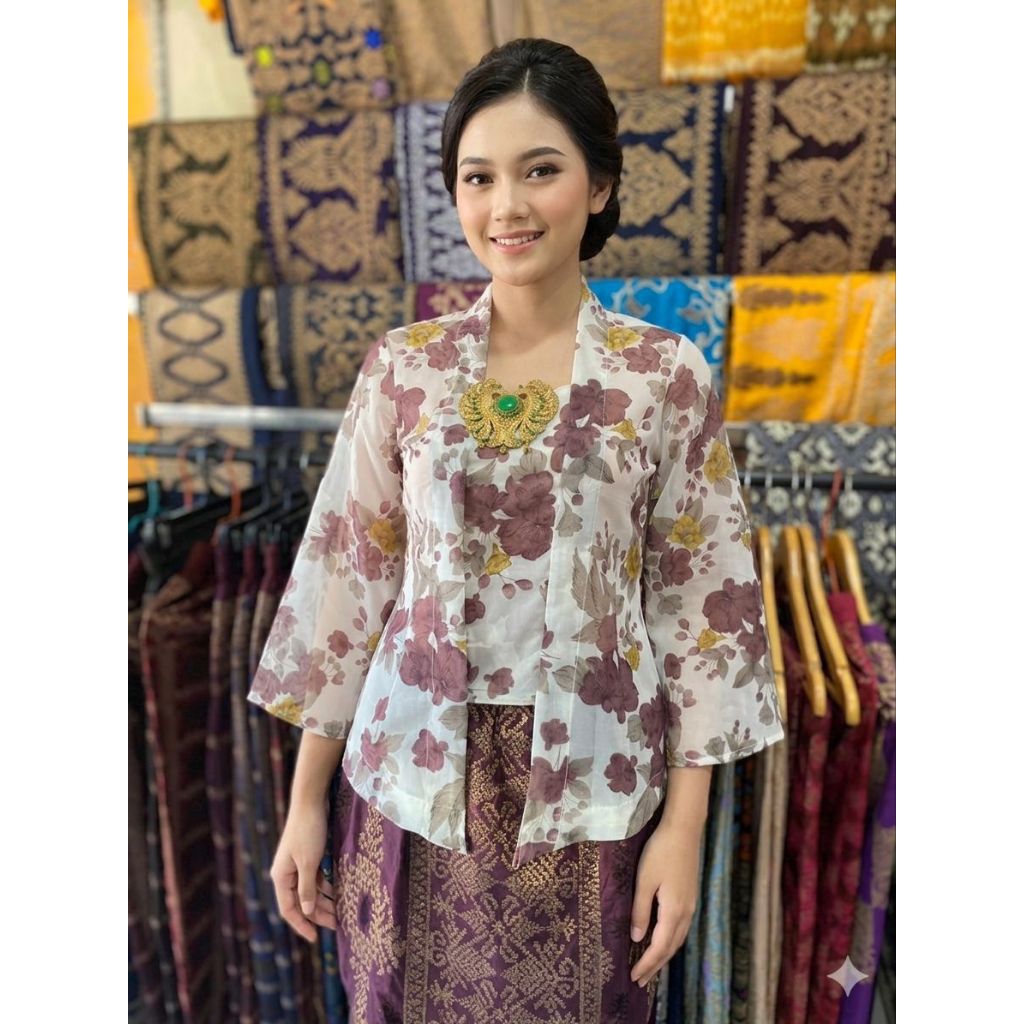 Kebaya Lonceng sifon