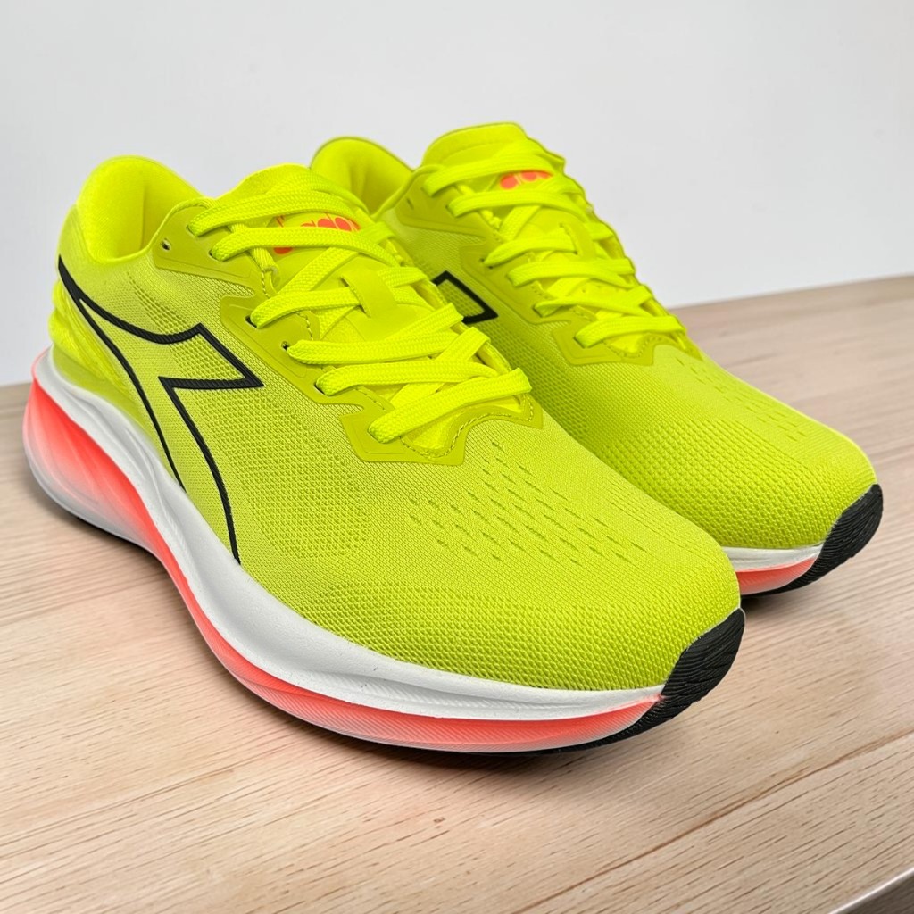 Diadora Sepatu Sneaker Running Pria ORIGINAL