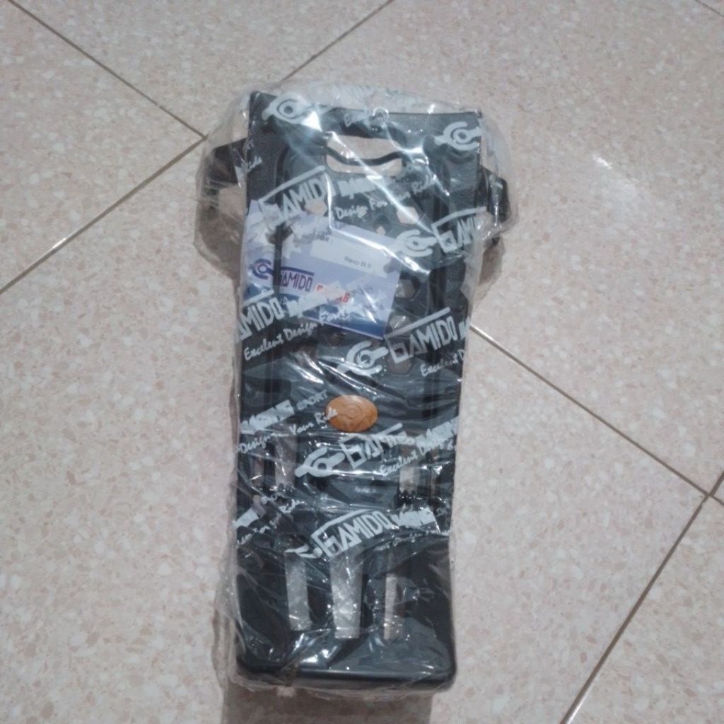 bagasi tengah revo fit fi