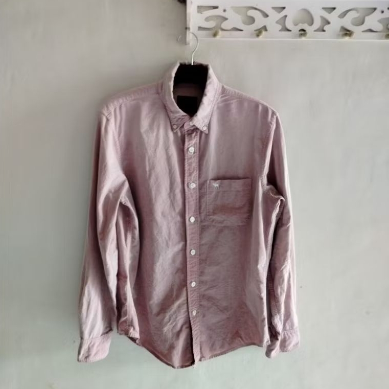 kemeja Abercrombie fitch SIZE M pria