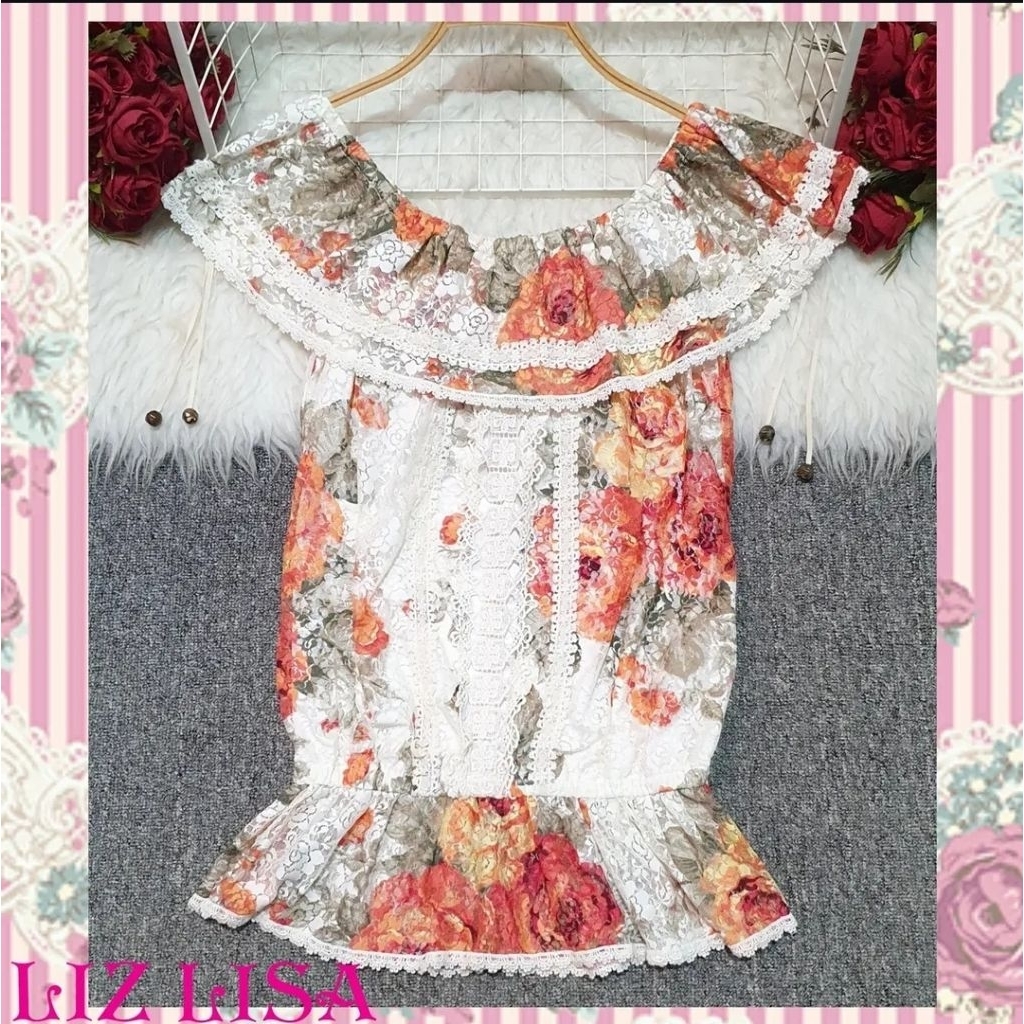 RARE Liz Lisa vintage floral lace top