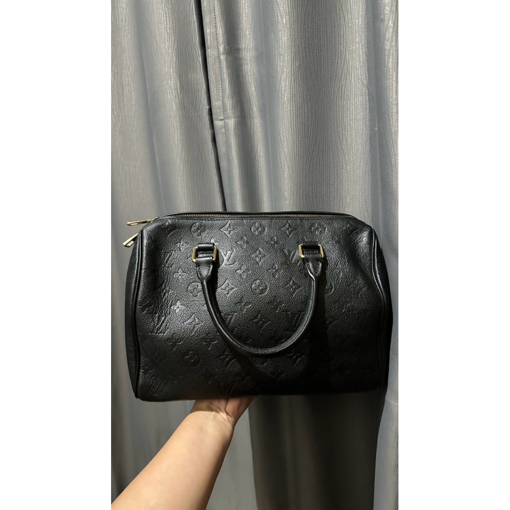 Tas Kulit Asli ala lv Hitam