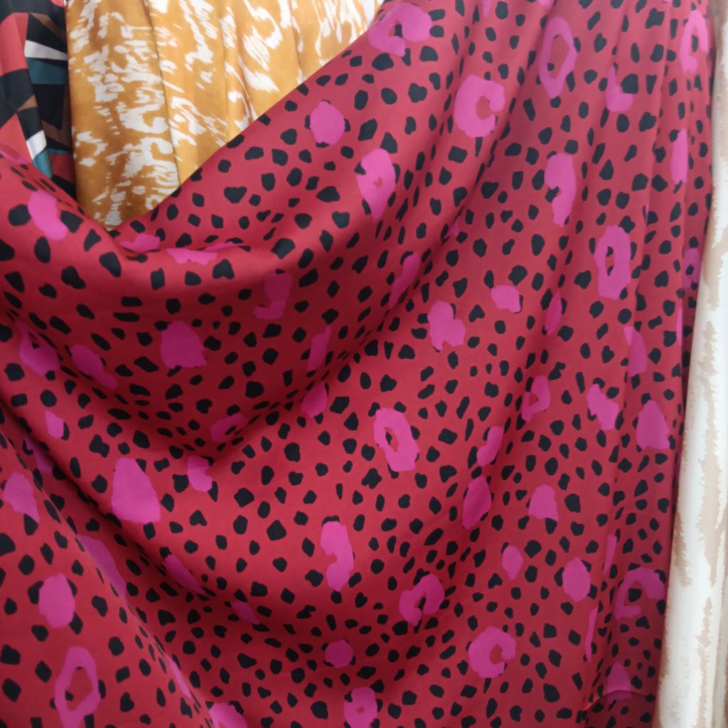 Kain Satin Silk Premium Polos Adem Halus untuk Gamis BridesmaidKain Silk Sutra Premium Meteran Satin