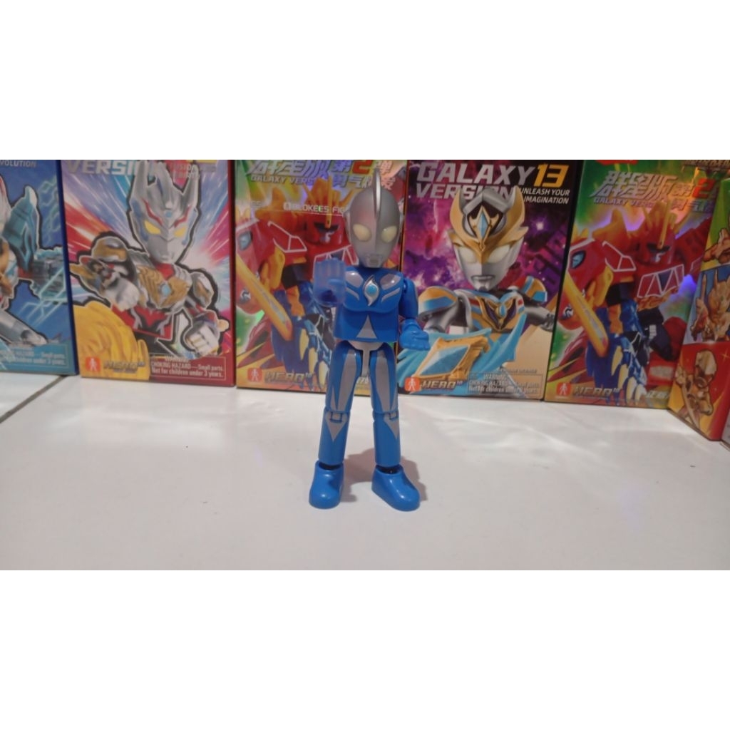 Ultraman cosmos Luna mode
