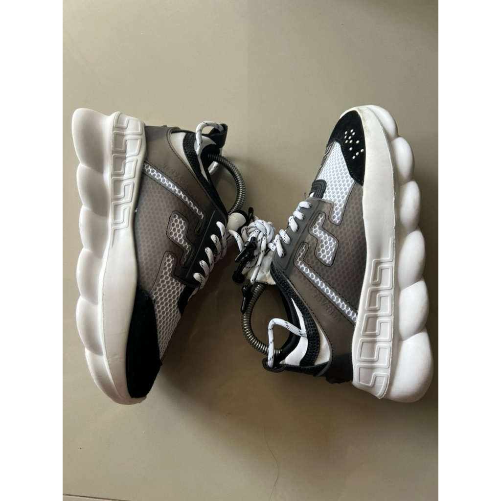 SepatuKetsVersace