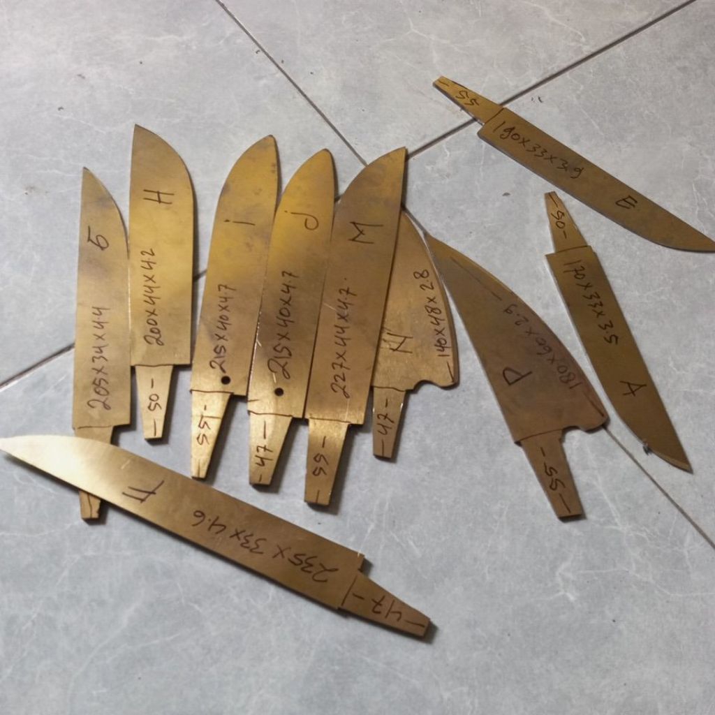 BILAH PISAU SESET/SEMBELIH D2 GOLD(warna sedikit pudar)
