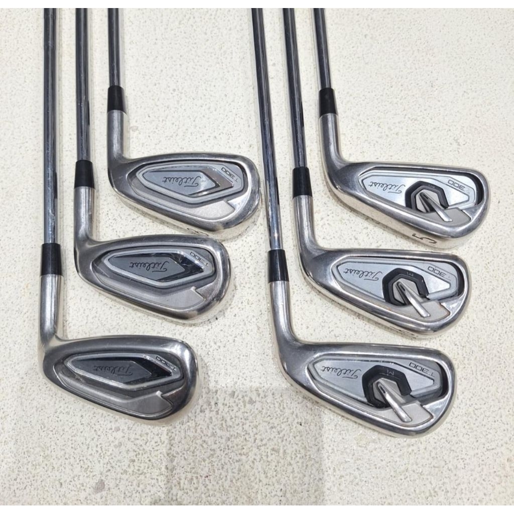 Titleist T300 Iron Set Golf