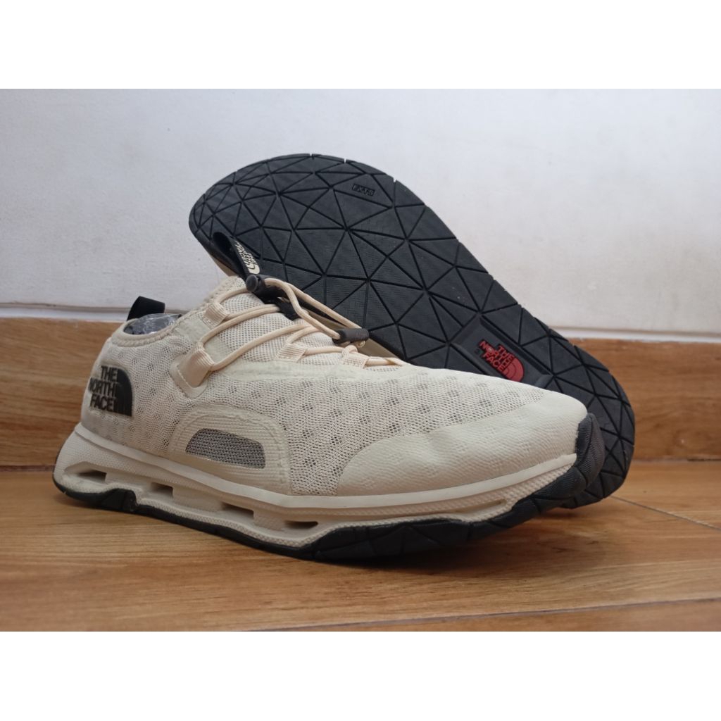 sepatu outdoor The North Face "Skagit Water"