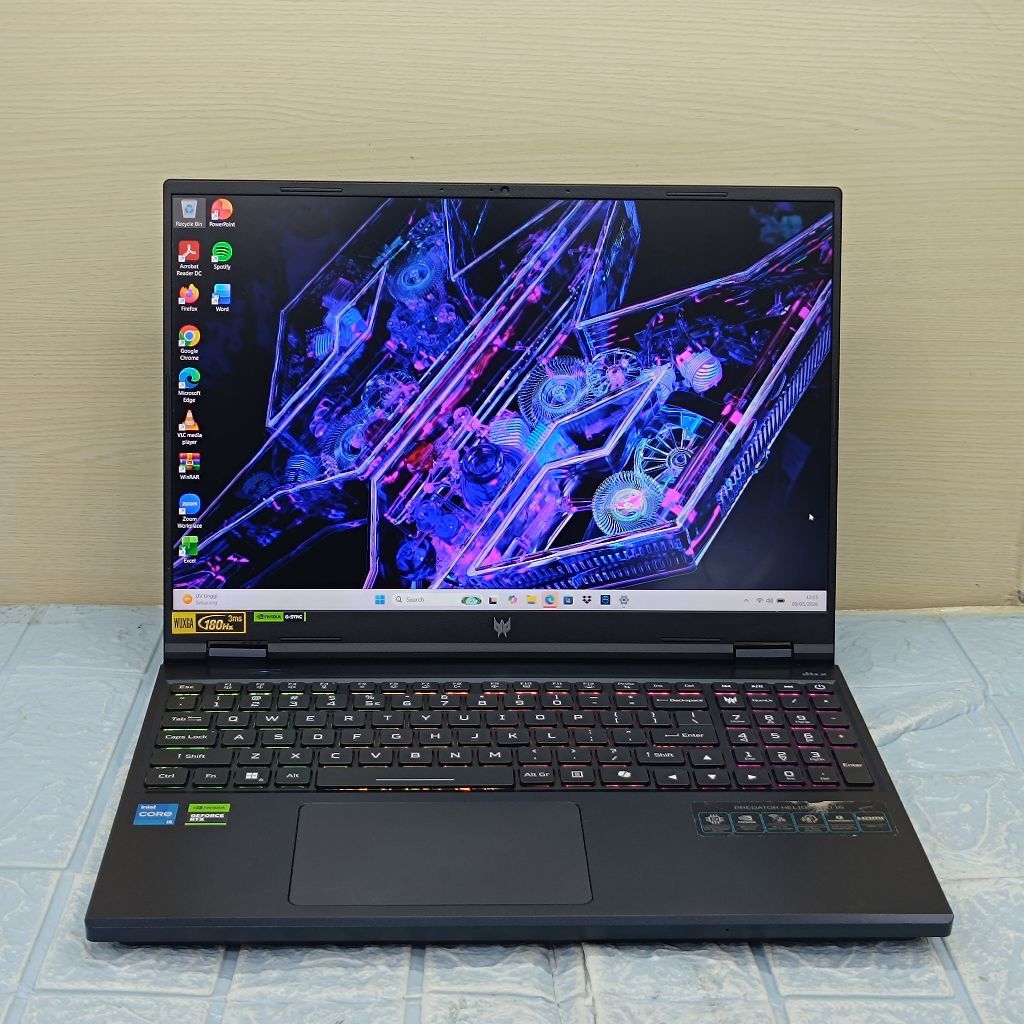LAPTOP ACER PREDATOR HELIOS NEO 16 PHN16-72 INTEL CORE I5 GEN 14 RAM 8 GB SSD 512 GB RTX 4050 ( 6 GB