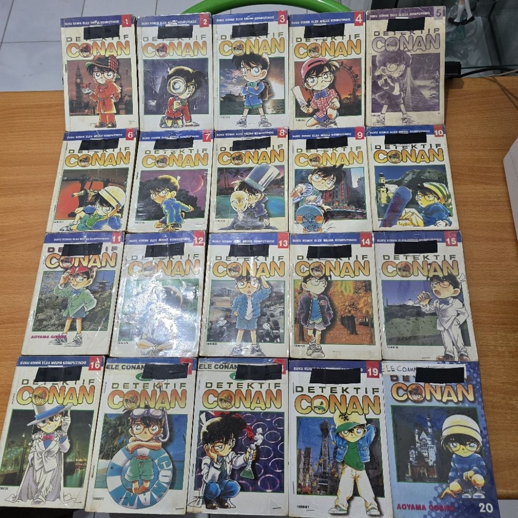 Bundle Komik Detektif Conan Volume 1-105 (tidak lengkap) Preloved