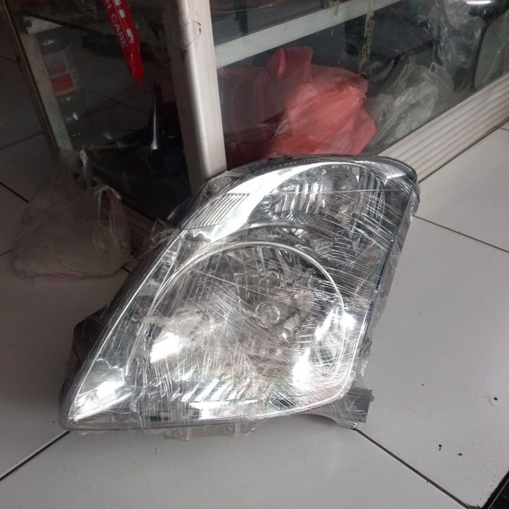 Head lamp kiri suzuki swift tahun 2007/2011