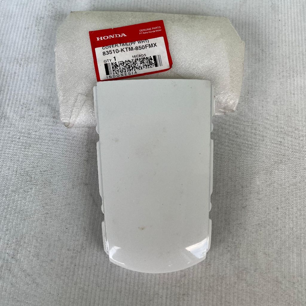 83510-KTM-850FMX Cover Tail Sambungan Body Belakang Putih Supra X 125 Old Lama Karbu Original AHM