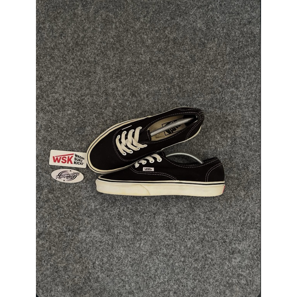 Vans Authentic Black White Size 37 | Second Original Good Condition