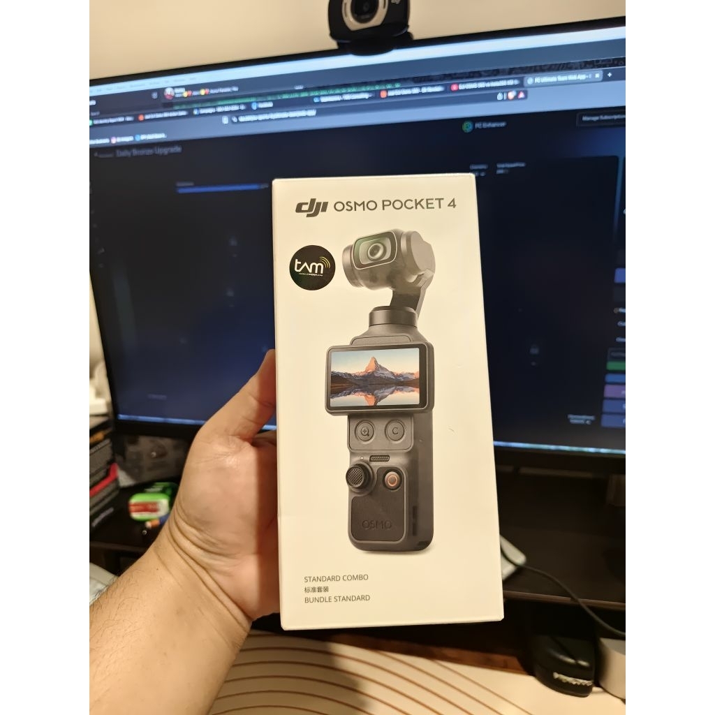 DJI Osmo Pocket 4