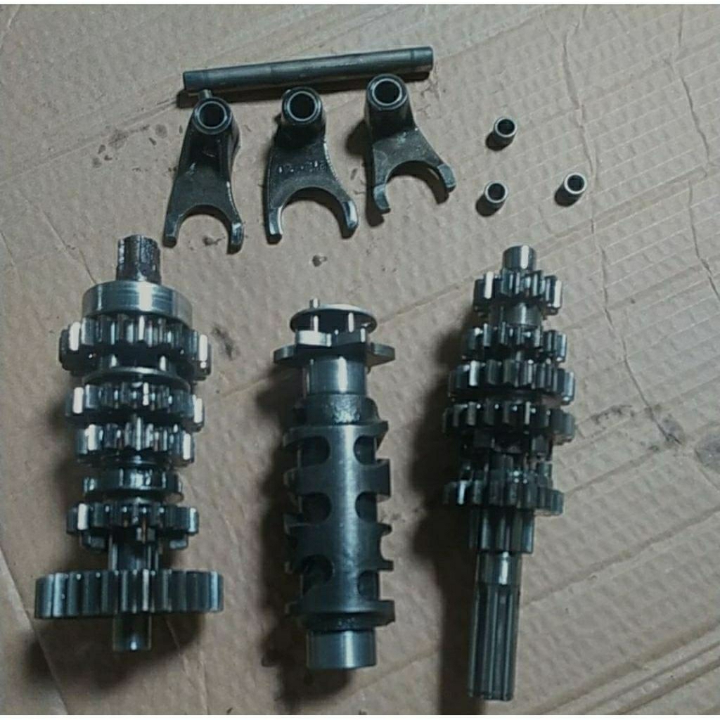 rasio gearbox transmisi gearbox satria 2 tak 5 speed original