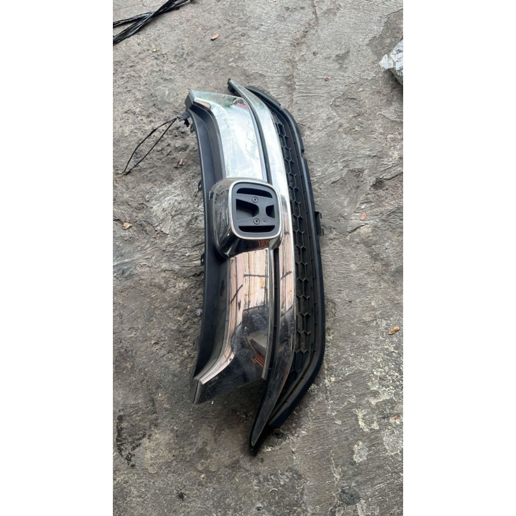 Grill radiator honda brv 2016-2017-2018-2019 original