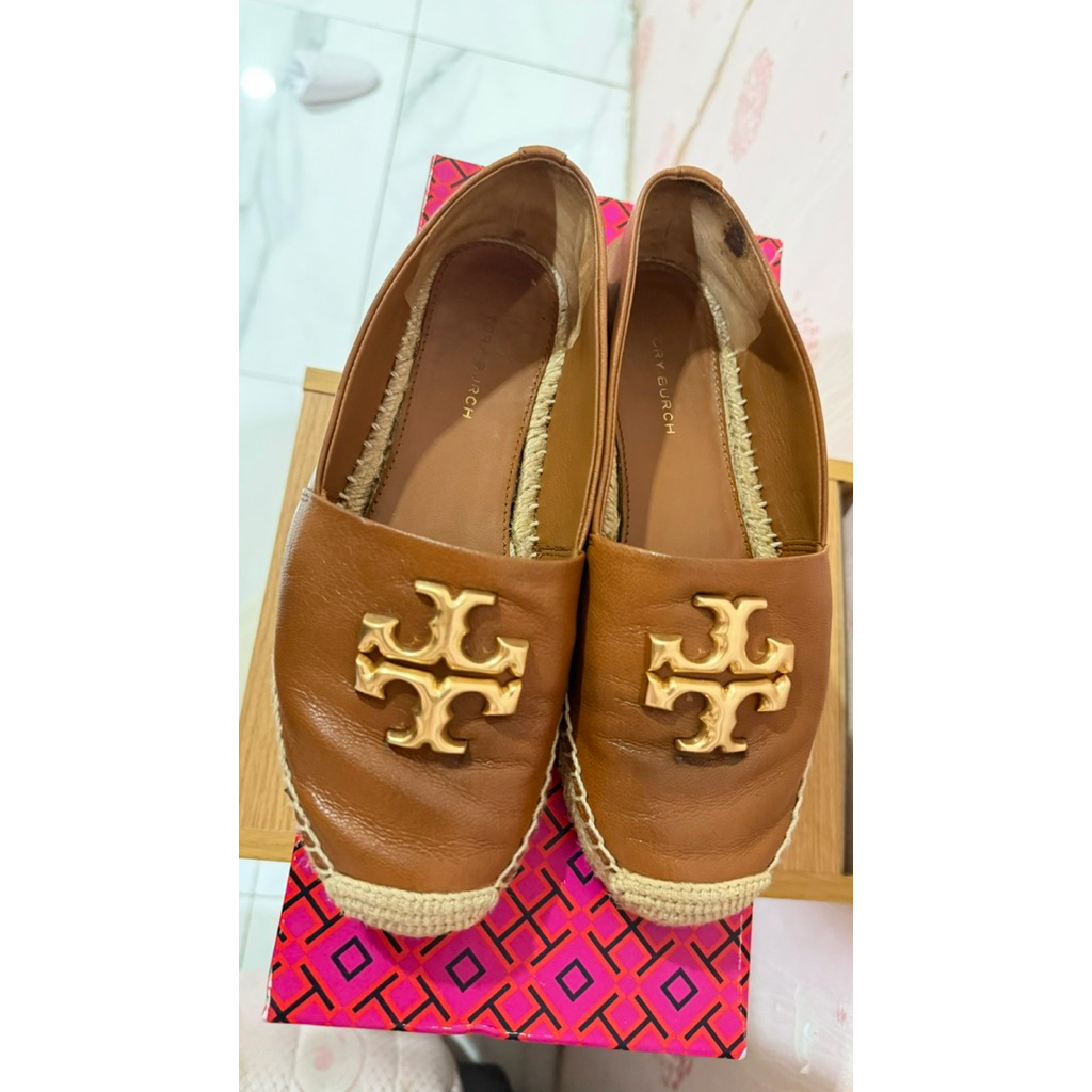 Preloved Sepatu Eleanor Tory Burch