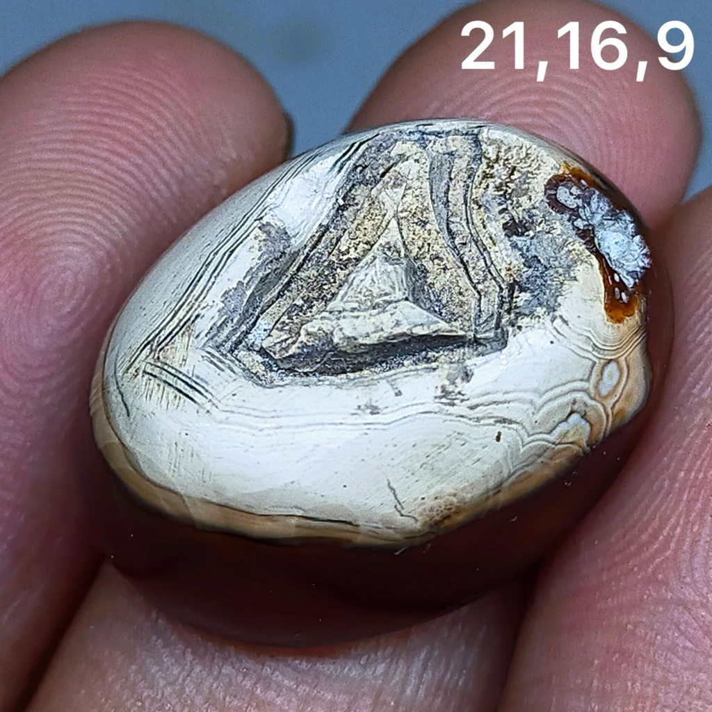 batu akik asli sakral antik top hq natural (asli alam)