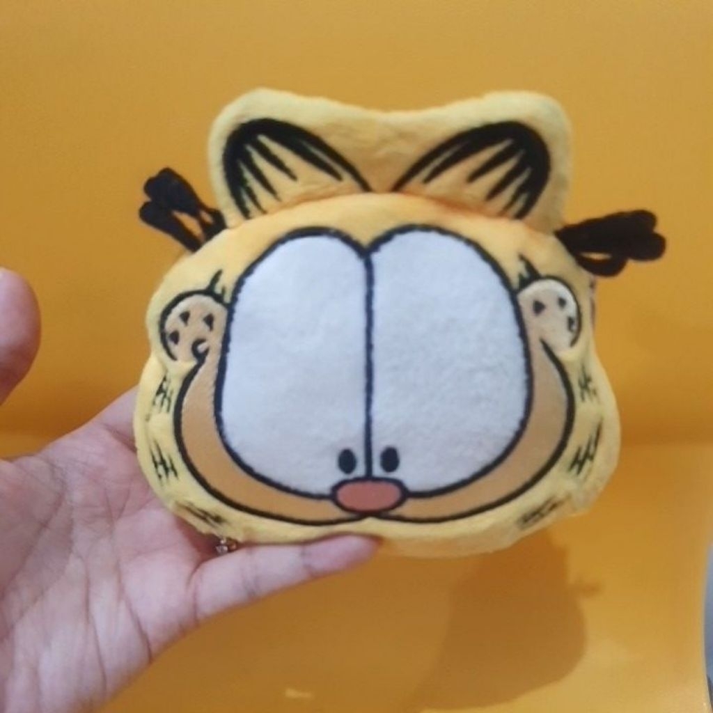 Dompet tarik garfield preloved