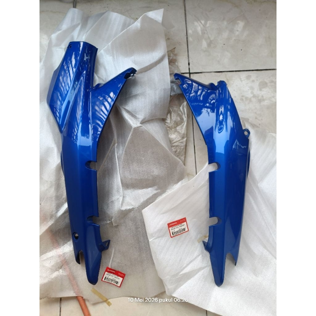 cover bodi body belakang kanan kiri  Honda Supra x  XX V ORI original asli ori AHM 64340 64330  kev 