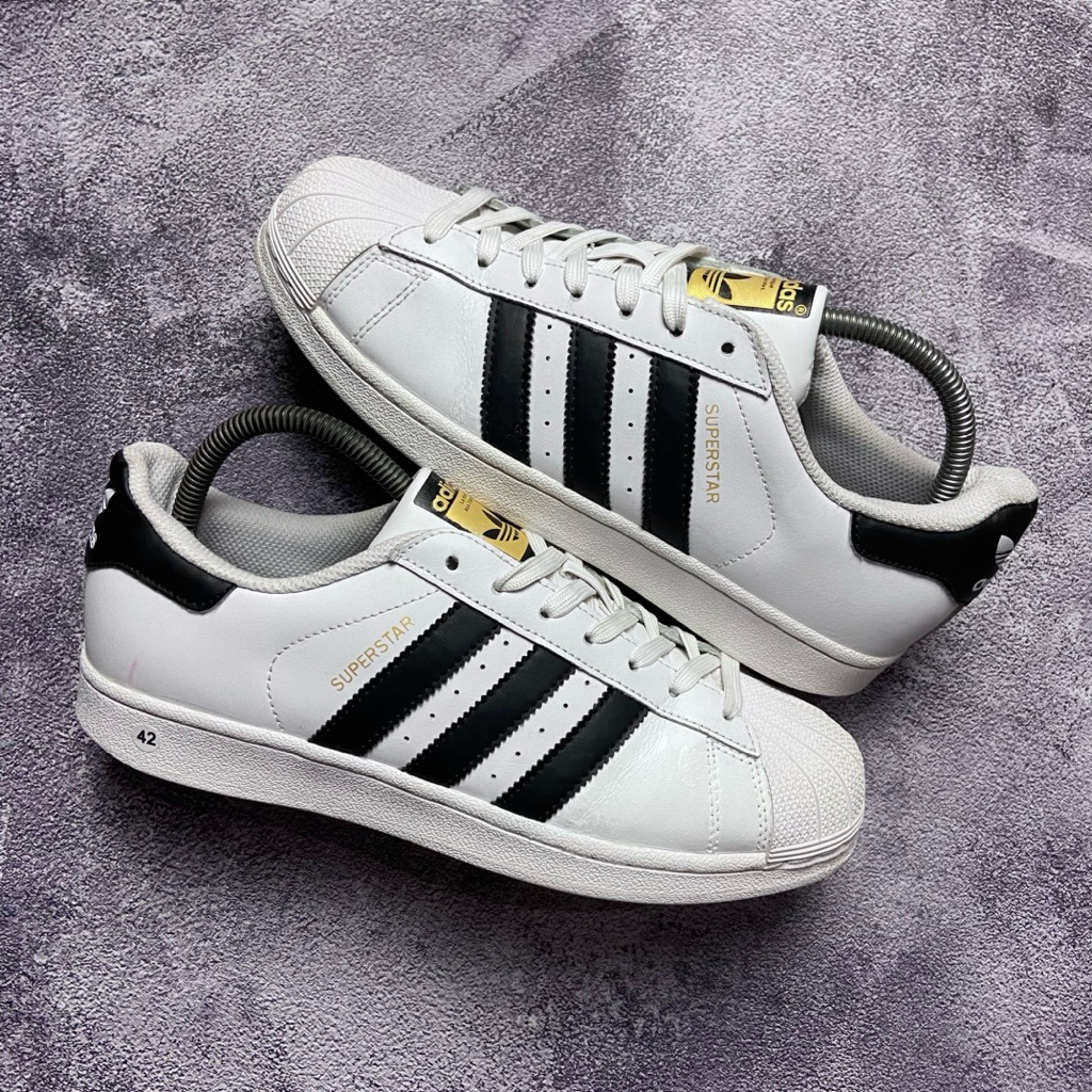 [Size 42] Adidas Superstar OG Cloud White Core Black Leather Second Kondisi Mulus Nominus. Harga Bar