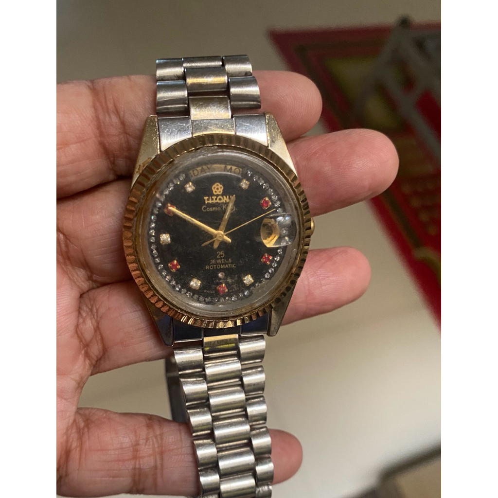Vintage TITONI COSMO KING Automatic 25 Jewels Black Diamond Dial Swiss Made 35mm Rare