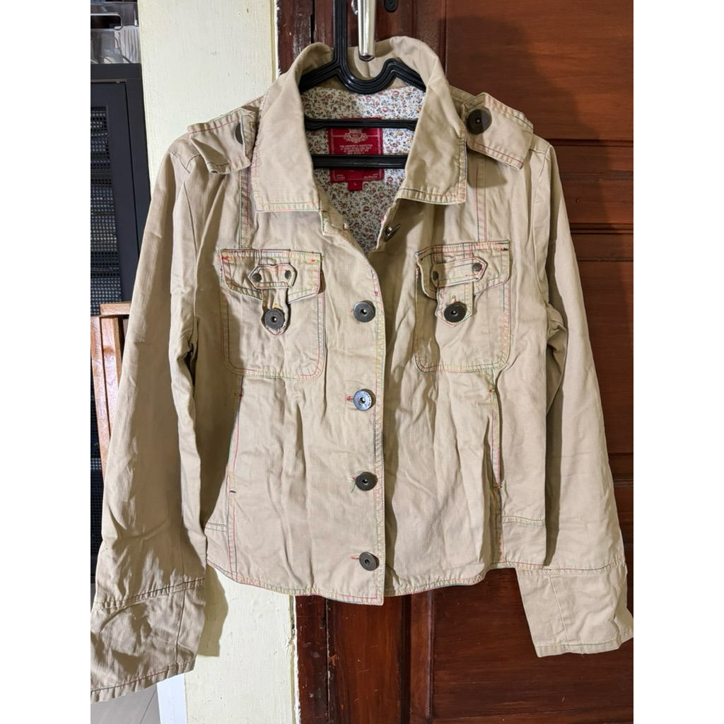 Preloved Coat / Jaket Crop