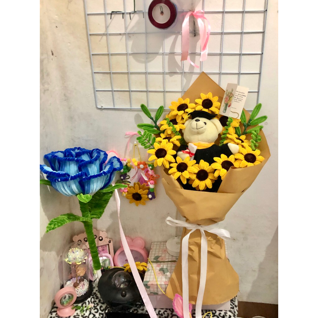 bouqet bunga kawat bulu