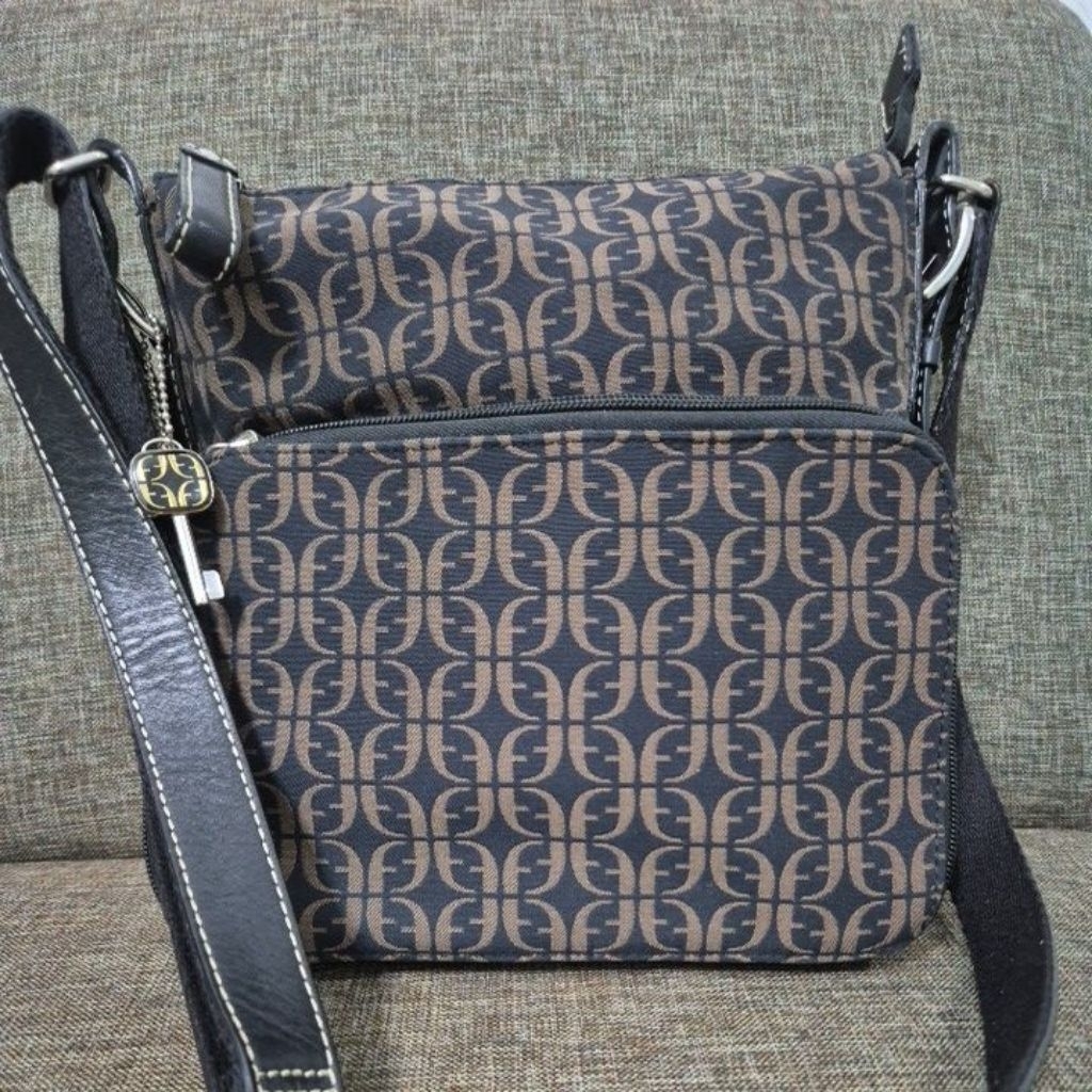 sling canvas signature ocil f*ossil