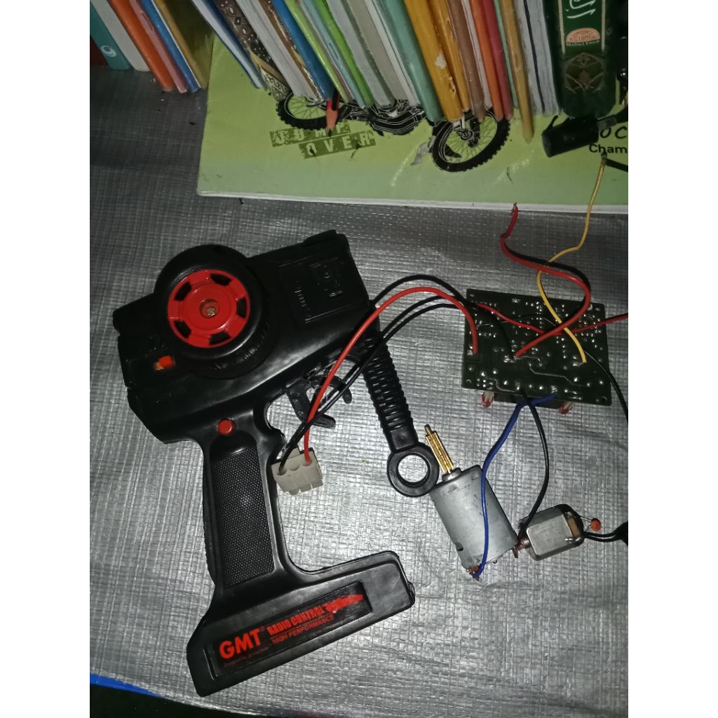 Remot rc cabutan Bekas sanzuan