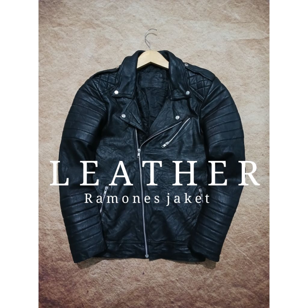 Jaket leather 100% kulit asli model ramones bekas pakai