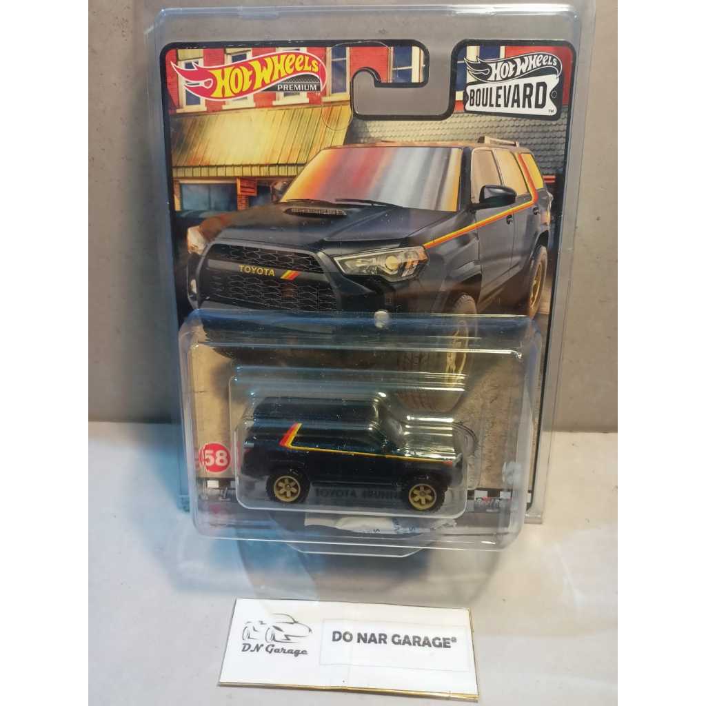 Hotwheels Premium Boulevard (2022 – Mix 4) – Toyota 4Runner