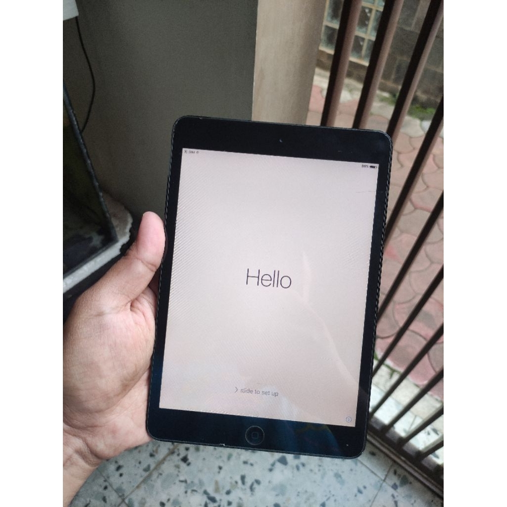 Apple ipad mini a1455 (minus)