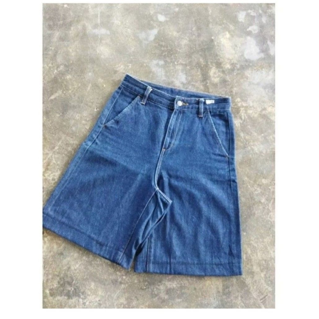 Original Global Uniqlo (GU) short jeans in navy