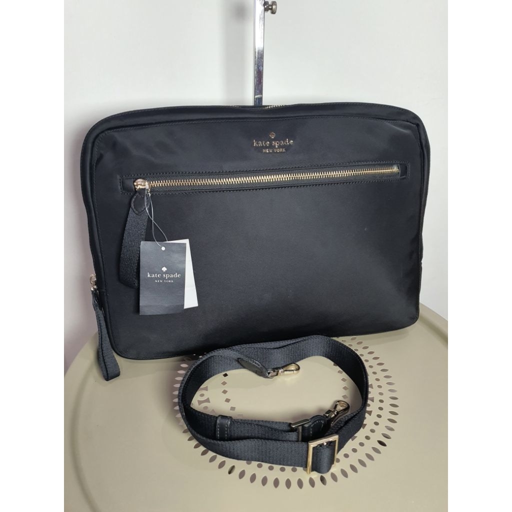Preloved Tas Laptop KATE SPADE CHELSEA NILON Black